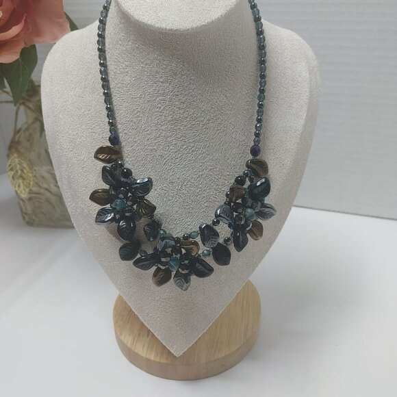 Polished Stone Flower bouquet pendant w/ purple blue black bead accents Necklace - Picture 6 of 9